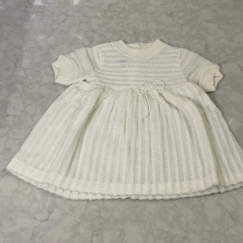 Vintage Friemanit  baby girl dress 100% acrylic made in Belgium knit and so soft